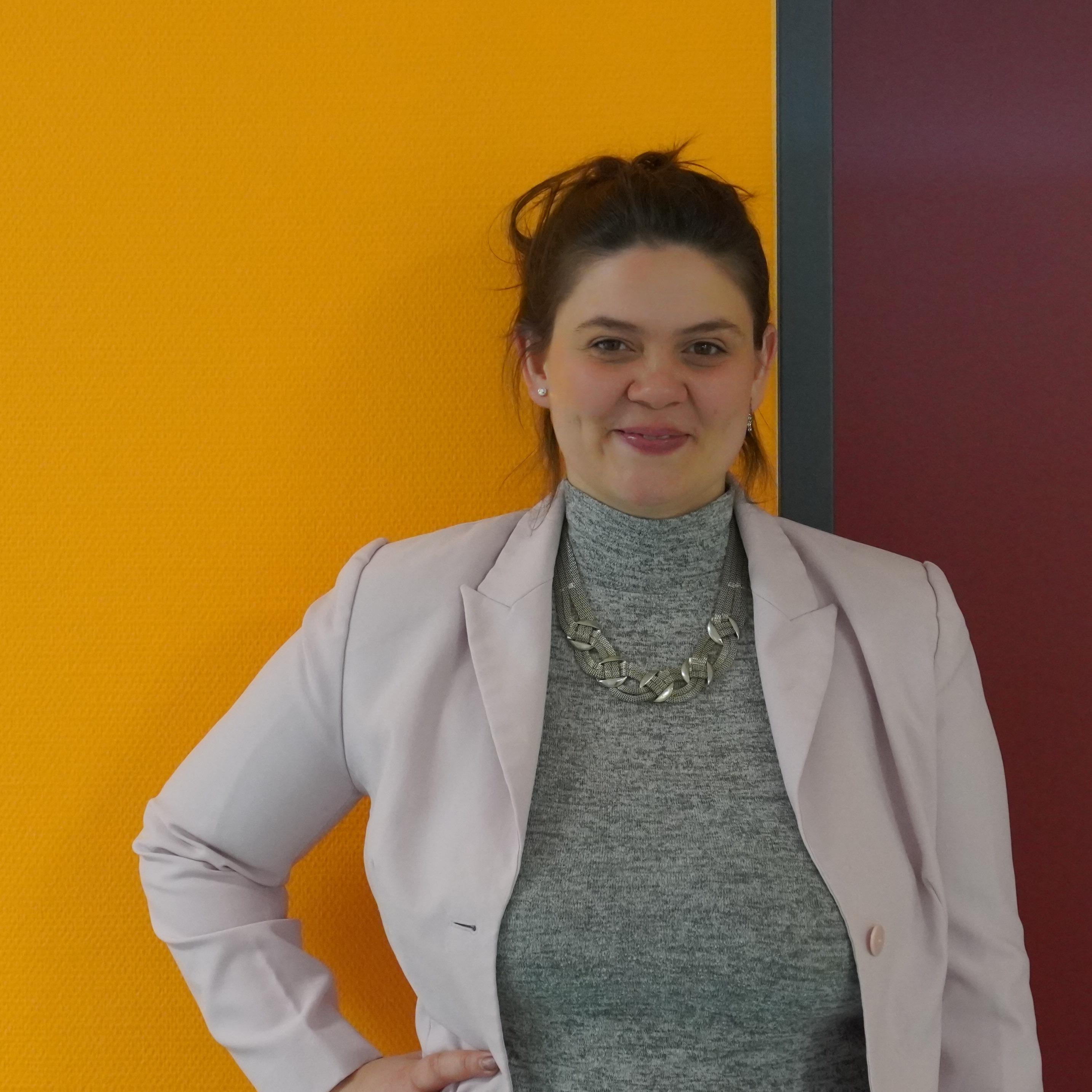 Miriam, die Künstlerin hinter dem Aila Kischka Studio